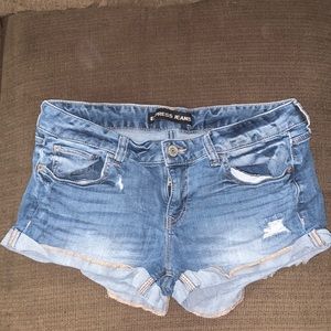 Express Jean shorts size 10
